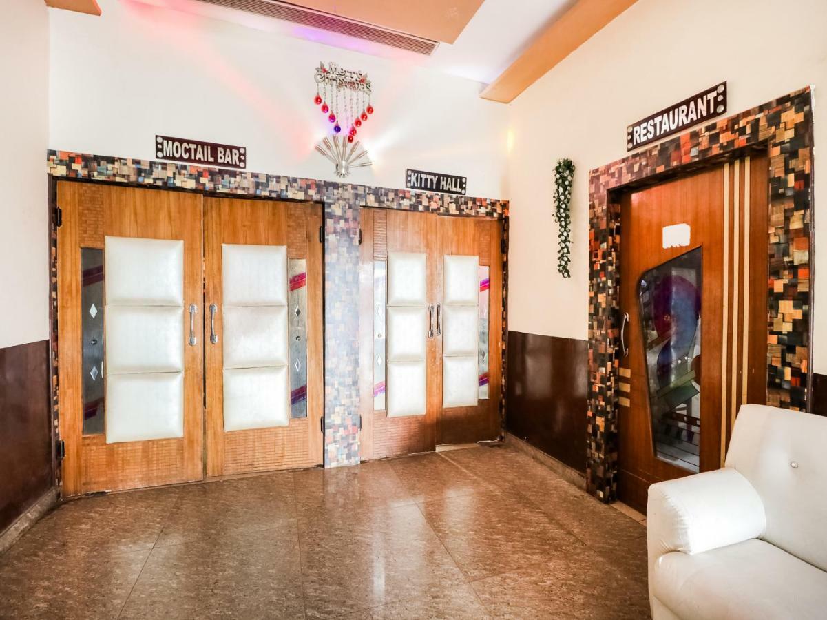 Oyo 47630 Grand Villa Moga Kültér fotó