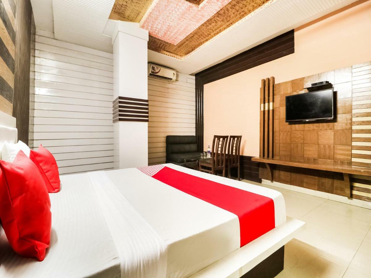 Oyo 47630 Grand Villa Moga Kültér fotó