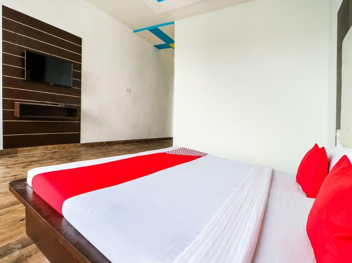Oyo 47630 Grand Villa Moga Kültér fotó